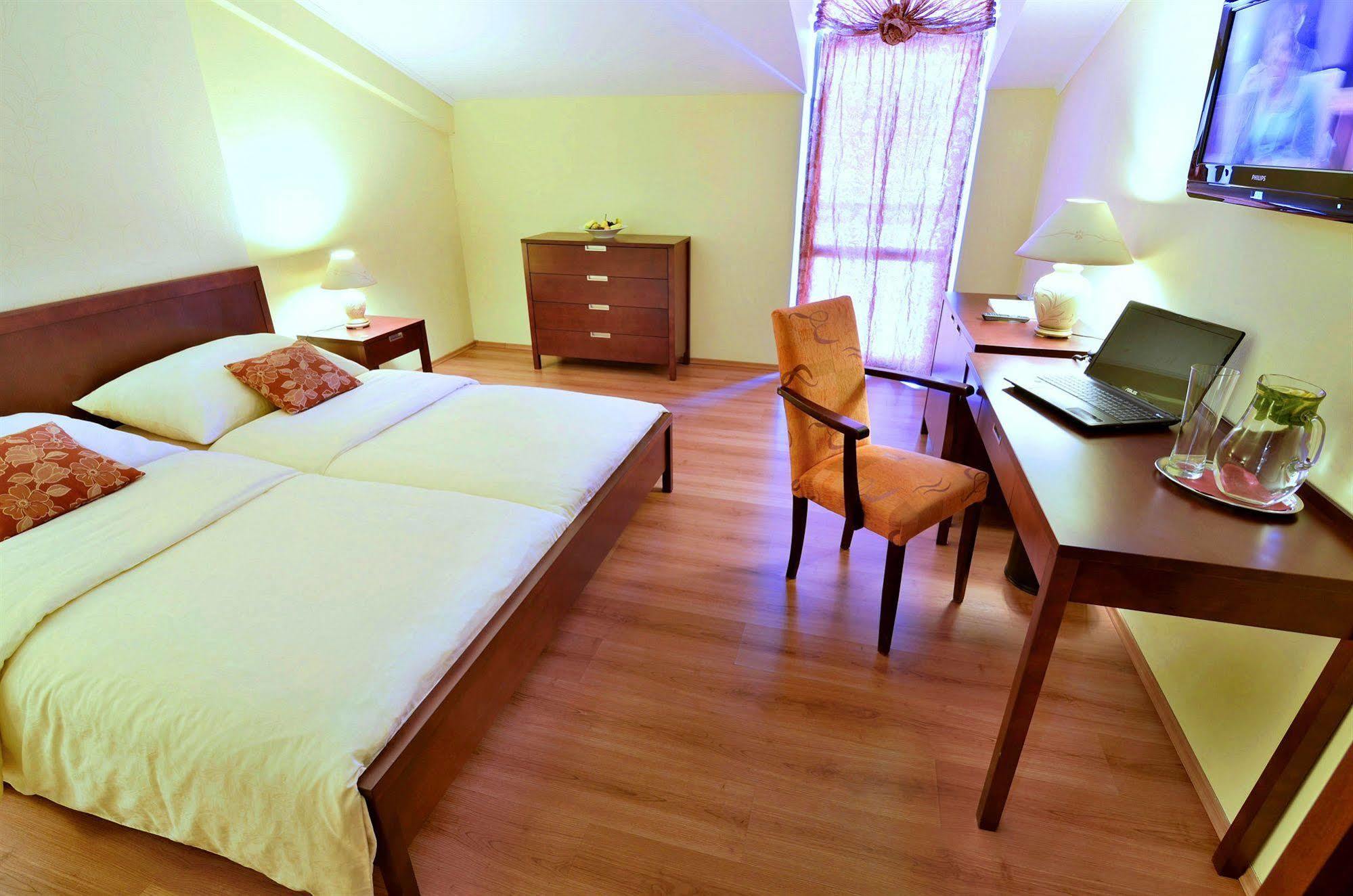 Eco Friendly Hotel Dália Kassa Kültér fotó