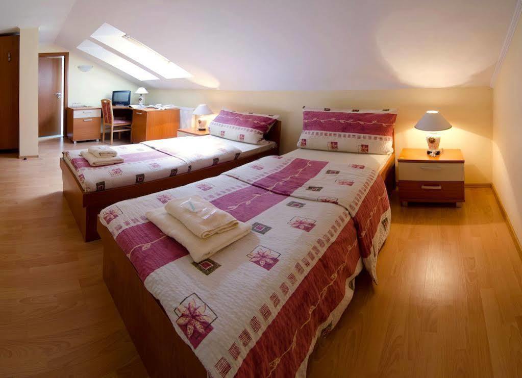 Eco Friendly Hotel Dália Kassa Kültér fotó